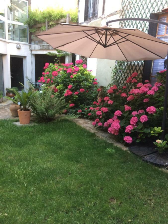 Le Clos Saint Nizier Troyes - Cathedrale- Parking - Wifi ภายนอก รูปภาพ
